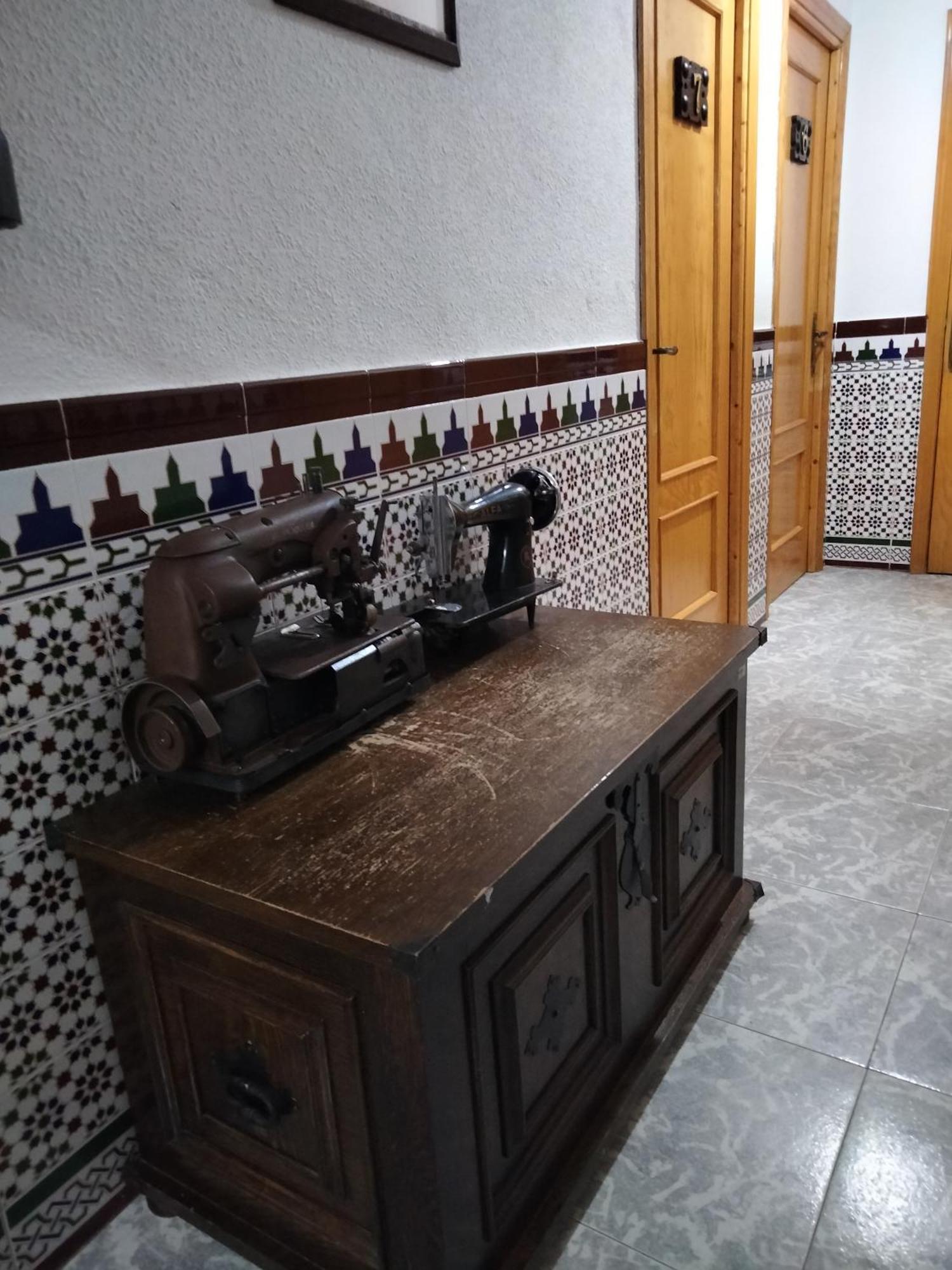 Hostal Restaurante El Labrador 탈라베라 데 라 레이나 외부 사진